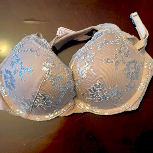 Victoria Secret bra 32B - Picture 2 of 2